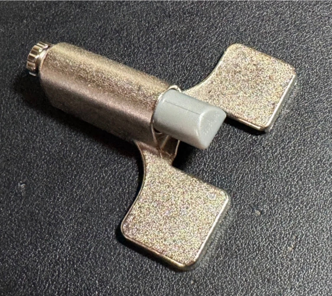 Grass soft close damper
