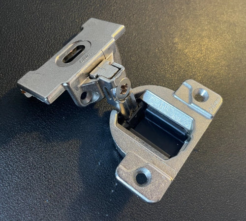 ONE (1)&nbsp;BLUM COMPACT "110" Overlay Hinge

Mounting Bracket:&nbsp;#130.214-01.02 (1-3/8")

Additional Part Markings:&nbsp;#30.310-11.02 (base of cup)