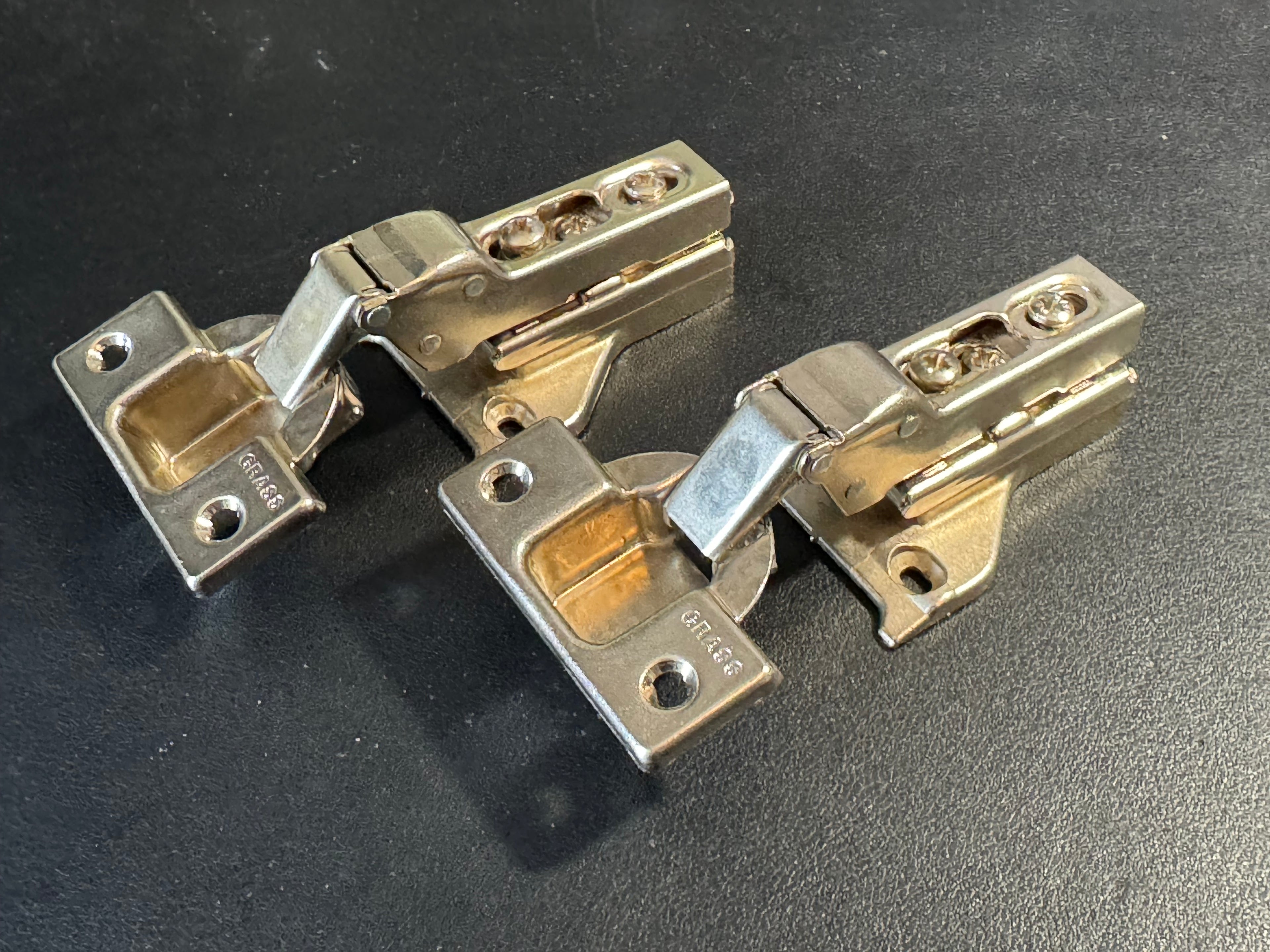 2x Grass hinge 1805-04 replacement hinges.