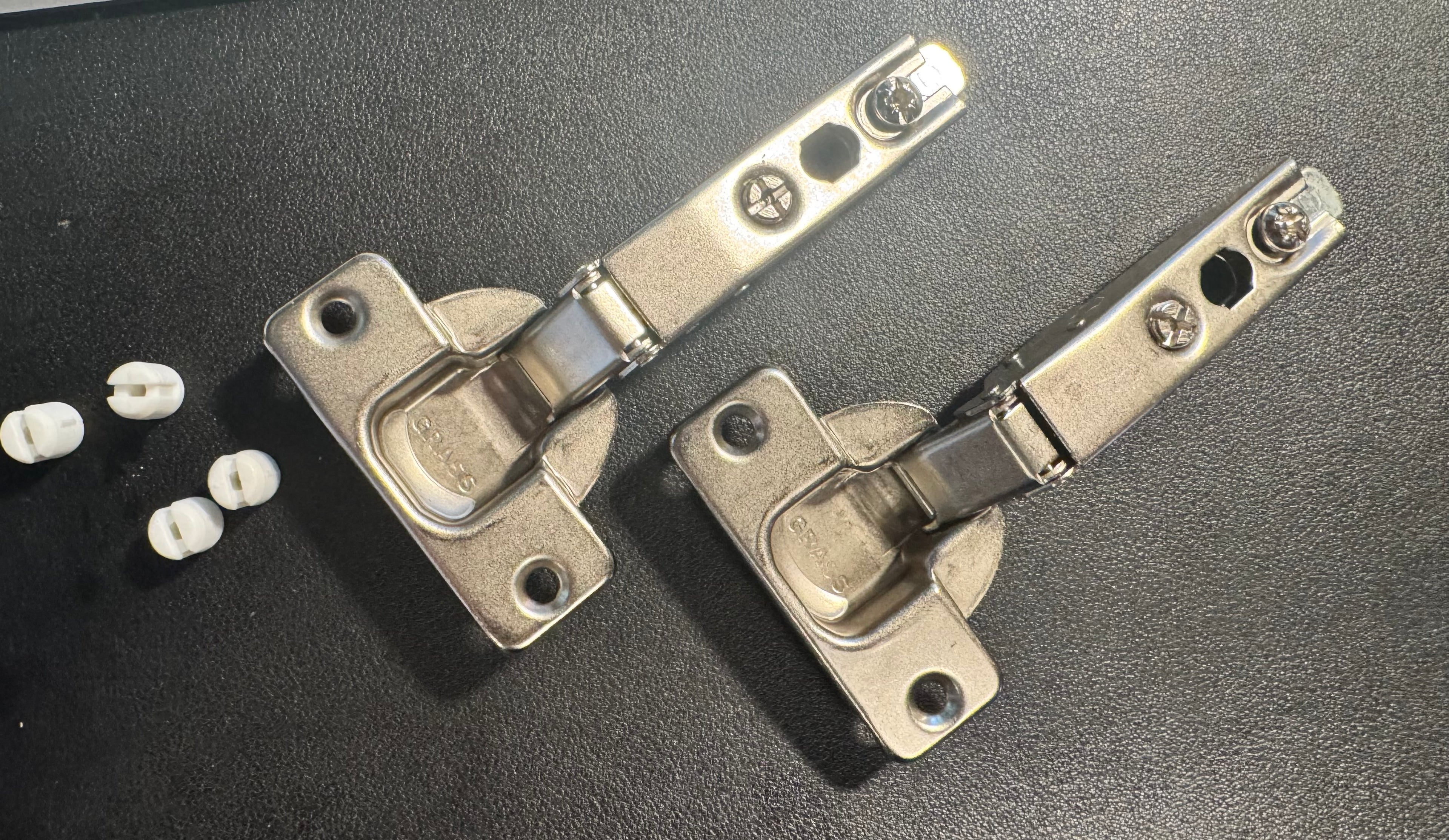 Pair of GRASS 220M Cabinet Hinge | Self-Closing | NEW | Made in Germany (Copy)