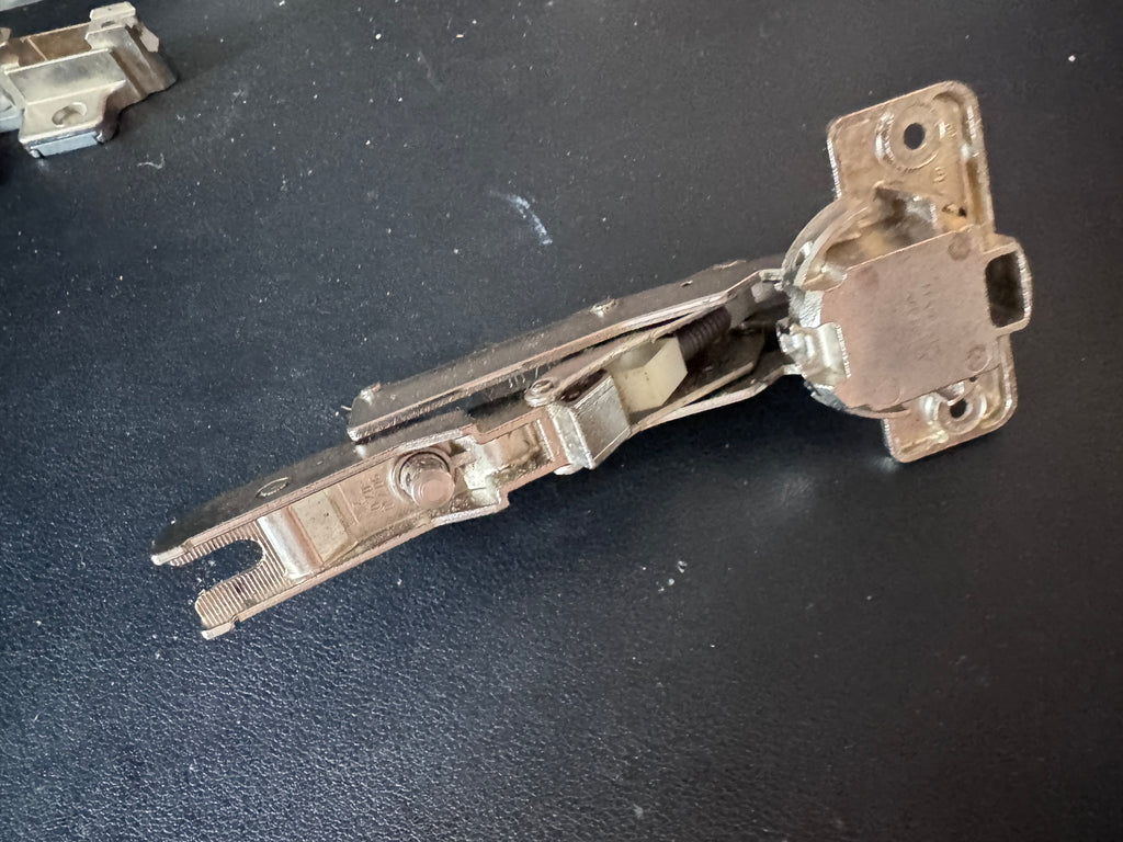 BLUM  Cabinet Hinge | 170° Overlay | Old Style | Made in Austria