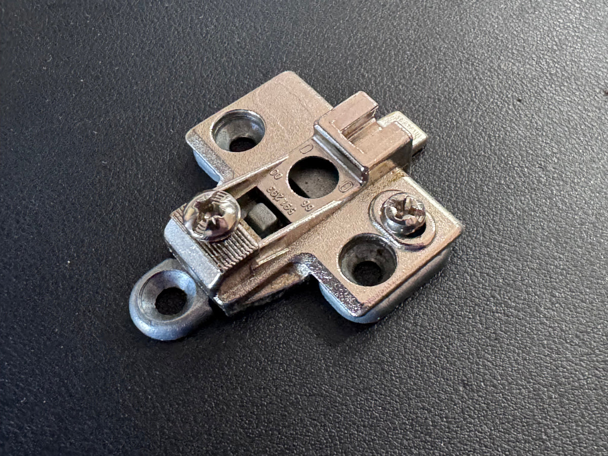 New MEPLA MOUNTING PLATE, 592.293 97.00 (591.293.66.00)