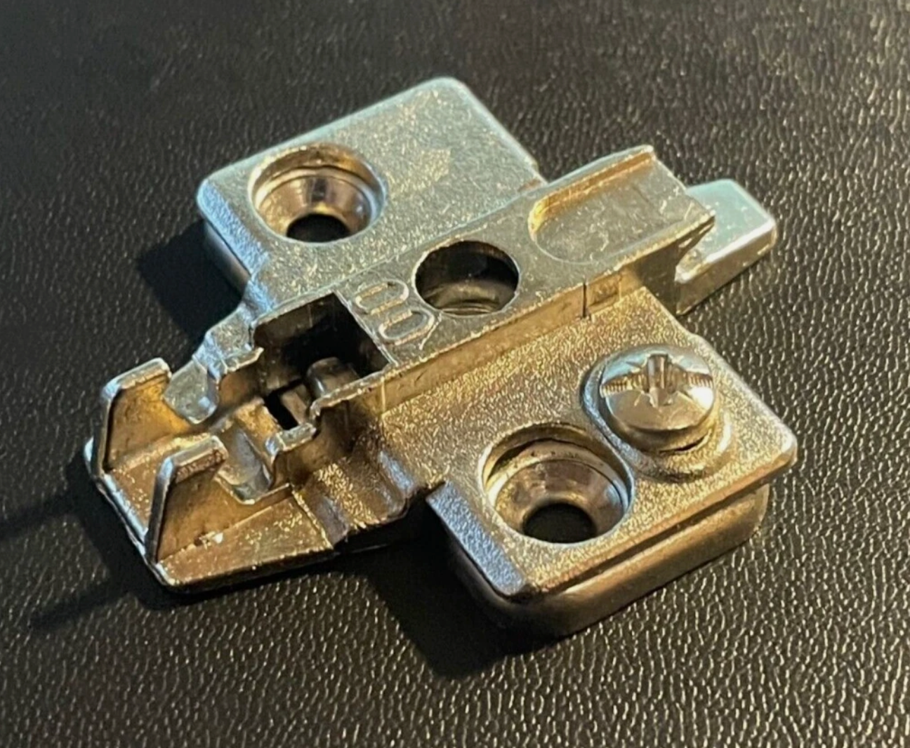 Grass Cabinet Hinge Base Plate #00 • 592.393.55.00 • 600.200.20.0 • MEPLA – NEW