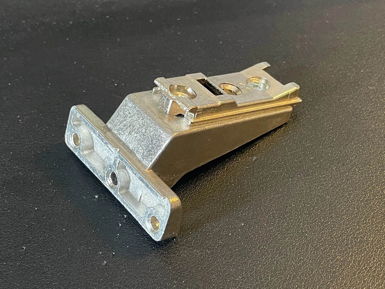 NEW Grass 0300-301 Clip-On Face Frame Adapter w/ Mounting Plate #024, 1.3 mm