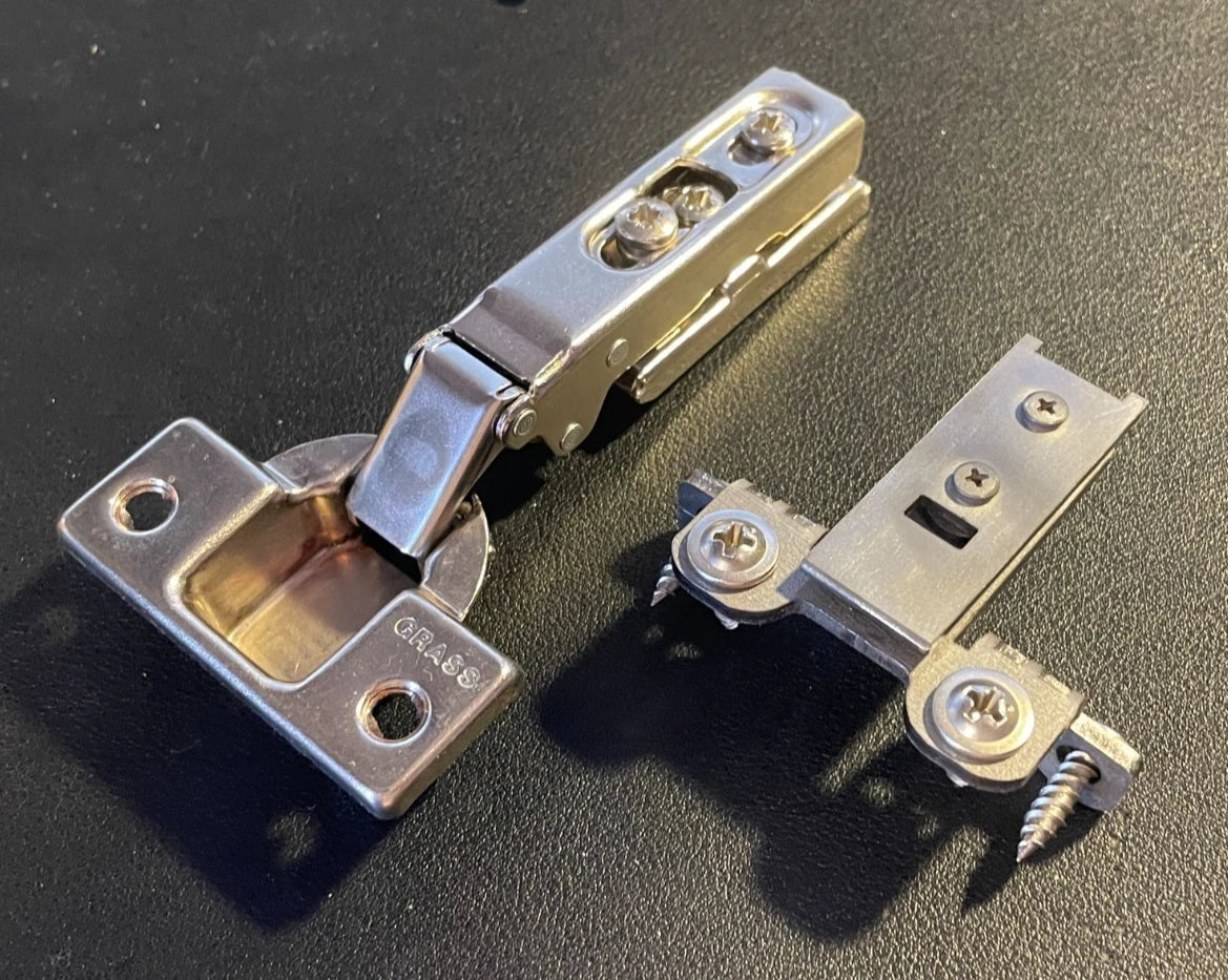 NEW Grass 1006-30 Clip On hinge, Full Overlay w/ #048 Replica Base Plate