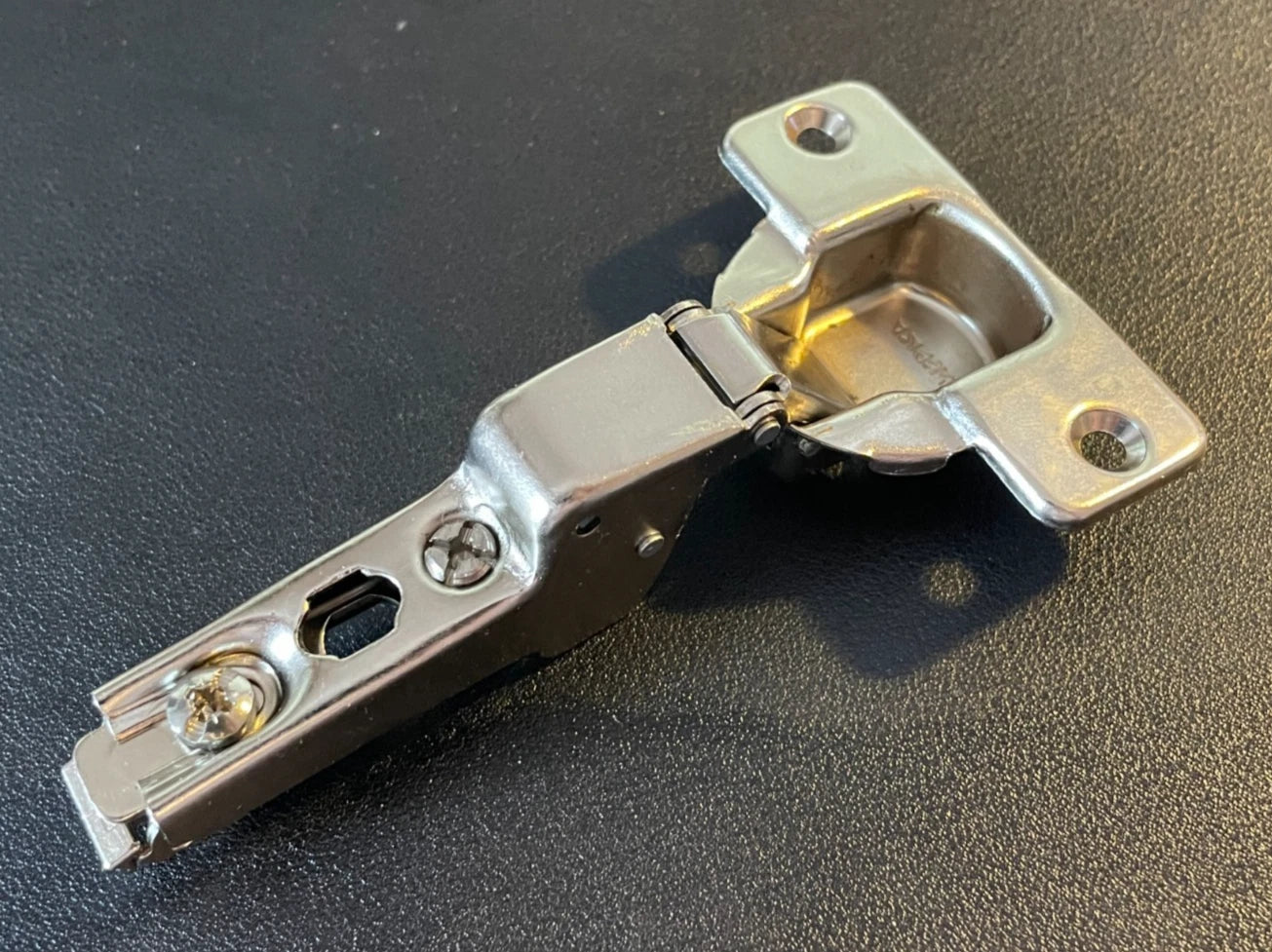MEPLA Cabinet Hinge – 41 M – NEW CONDITION – Free Swinging Action
