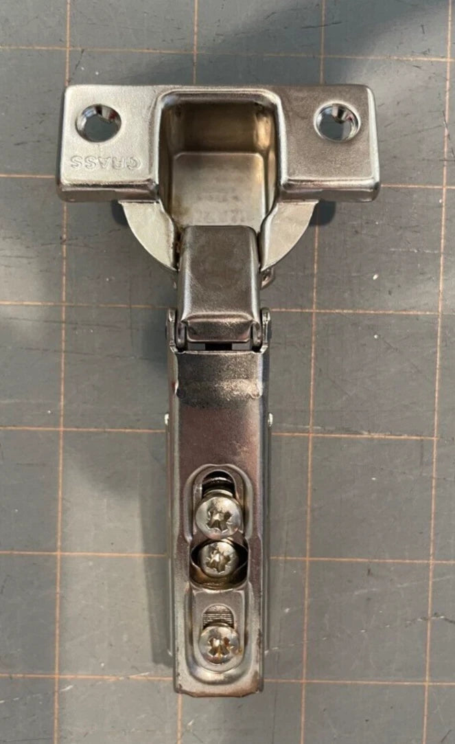 GRASS 1006-30 Clip-On Hinge (Self-Closing, 3703VS ) 110° Snap-On 1006 30