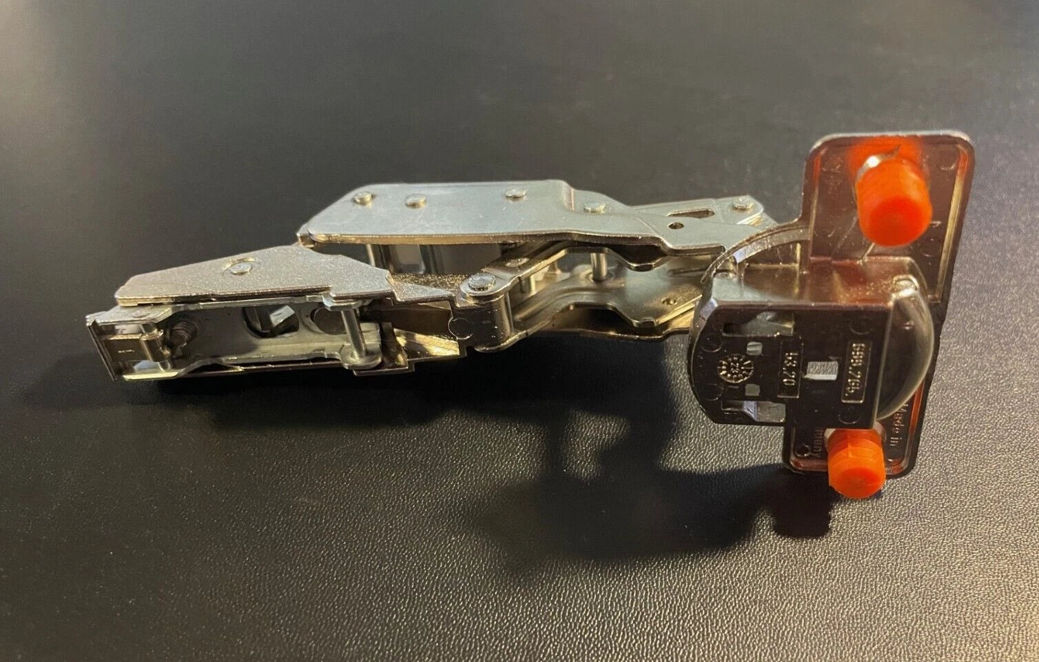 NEW Grass Mepla 699.265.53.20 SELF CLOSE Cabinet Hinge Clip On Quick Release