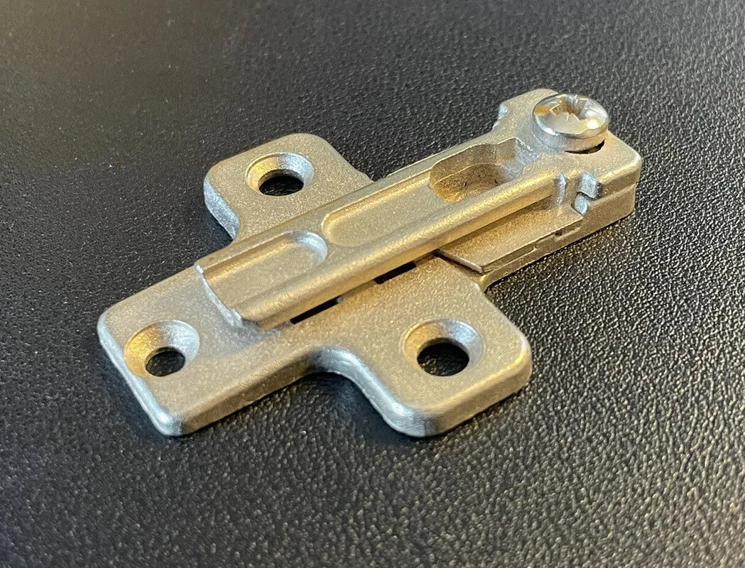 NEW Grass Hinge Slide On Mounting Plate Adapter #131 (1000 Series) Cabinet Hinge