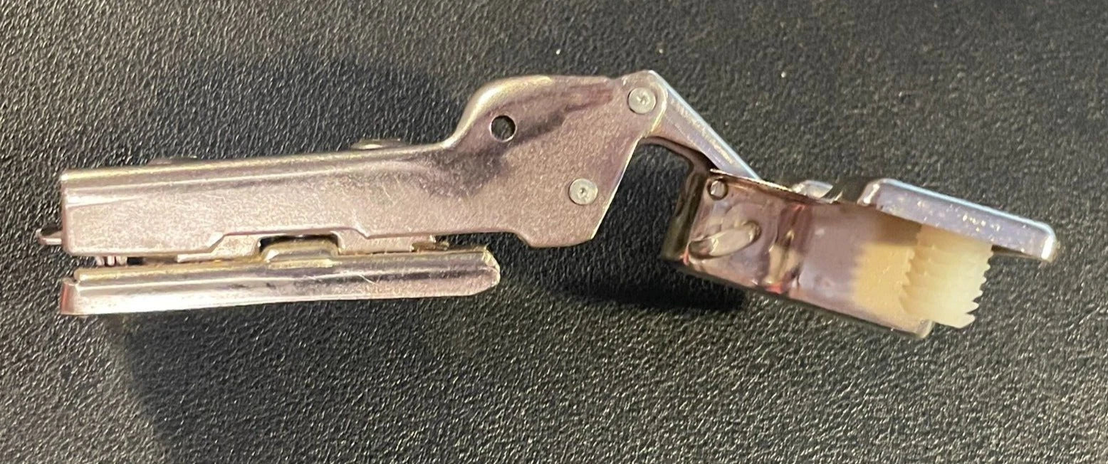 New! Grass Hinge 1006-30 Half Overlay, FREE SWING, Snap-on-cabinet