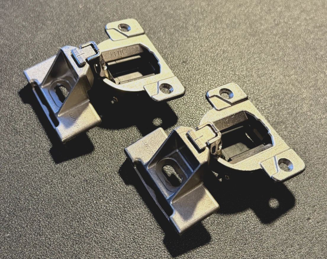 BLUM COMPACT 110° Hinges (Pair) – 30.310-11.02 & 130.210-01.23 Plate - RARE -