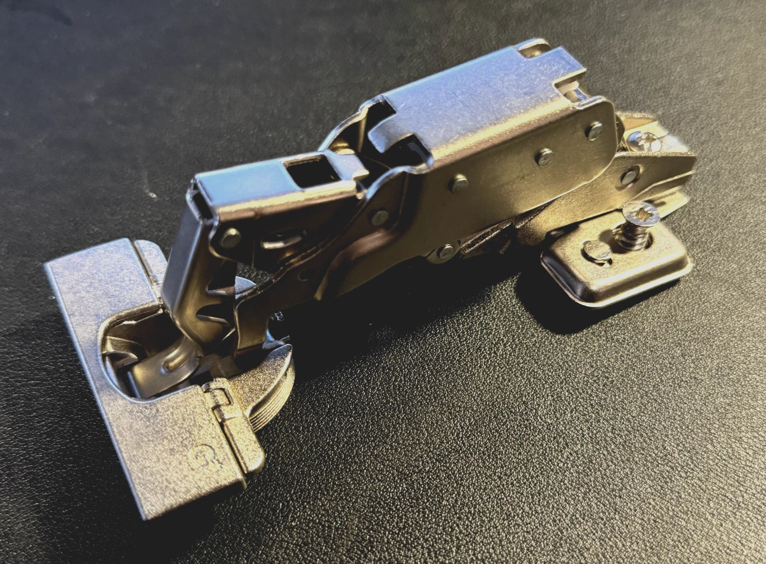 Grass Hinge 664.265.65.05 • VERY RARE • Self Close w/ Baseplate, MADE IN GERMANY