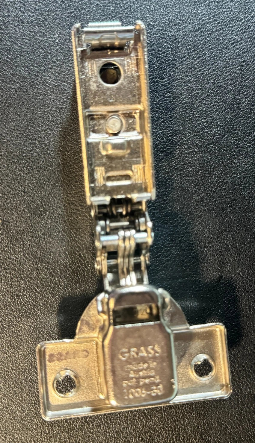 GRASS 1006-30 Clip-On Cabinet Hinge, 110° Self-Closing