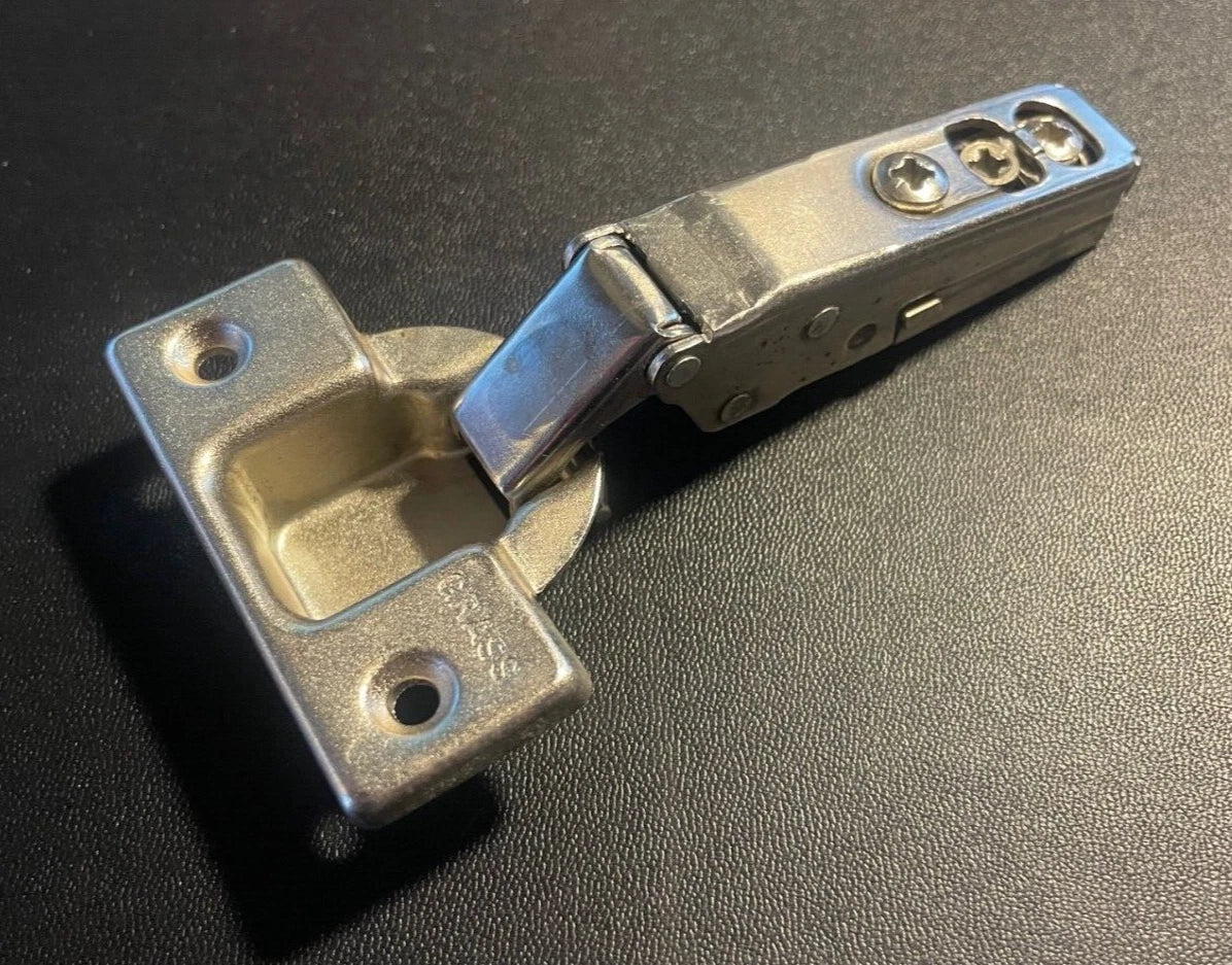 GRASS 1006 SLIDE ON Cabinet Hinge • Self Close 110 deg.  1000 Series Euro • RARE
