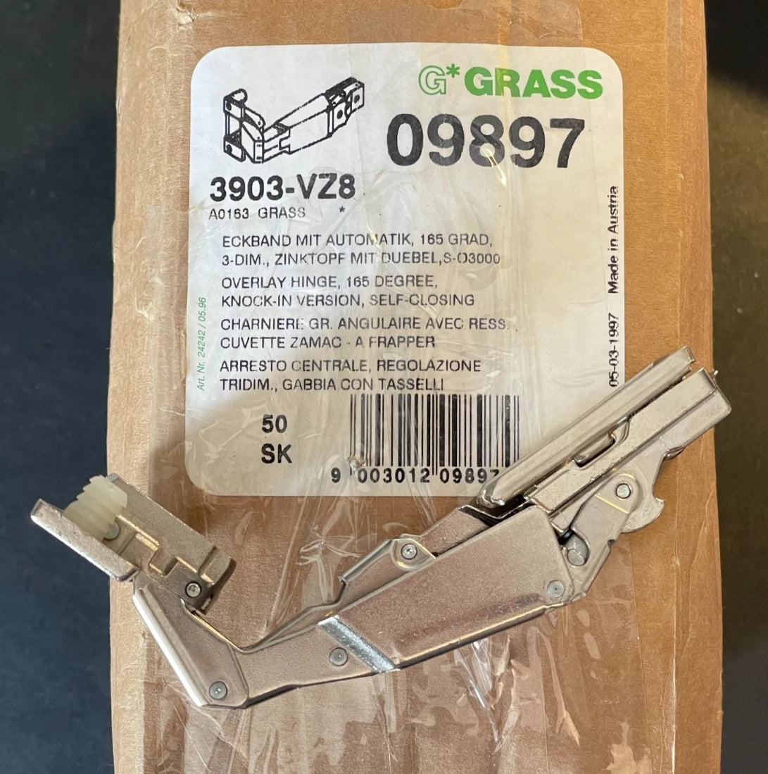 FAST SHIPPING - Grass Hinge 1203 (3903), Clip-On 3000 Series, Self Close Spring