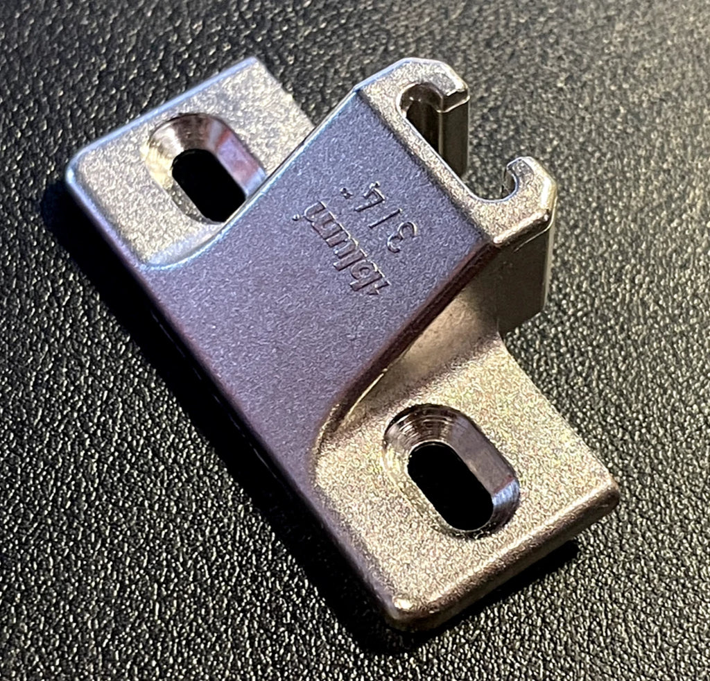 NEW BLUM HINGE PLATE 3/4", 130.110-01.22 •  BASE PLATE