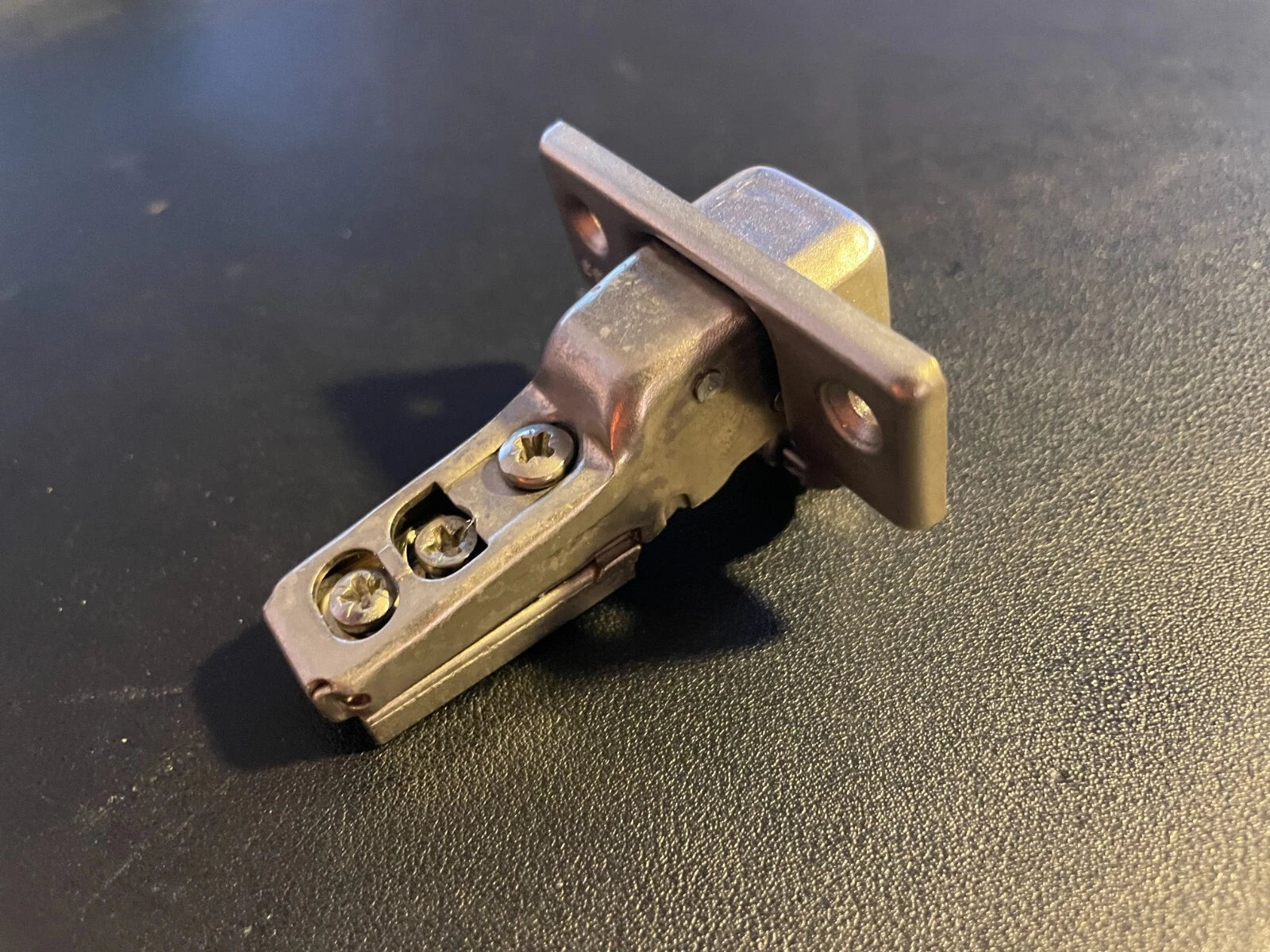 GRASS 1006-30 Hinge, HALF Overlay – Slide on, Self Close Spring, RARE
