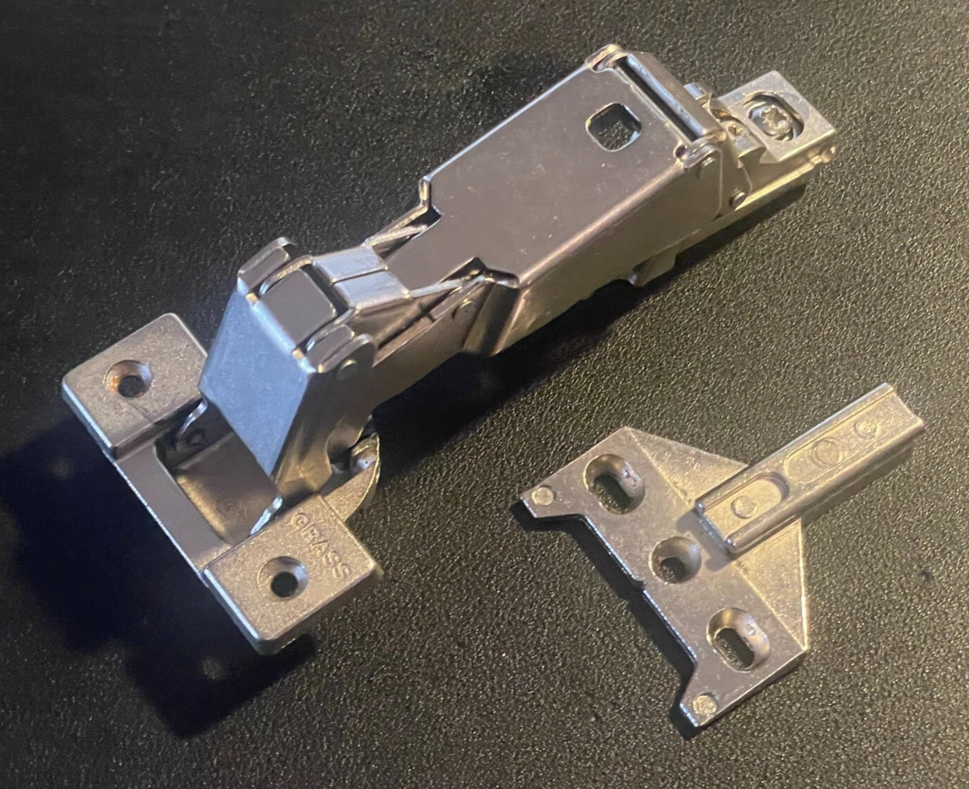 GRASS 1203 Slide-On Hinge with 1000-27 Slide-On Mounting Plate – AUSTRIA
