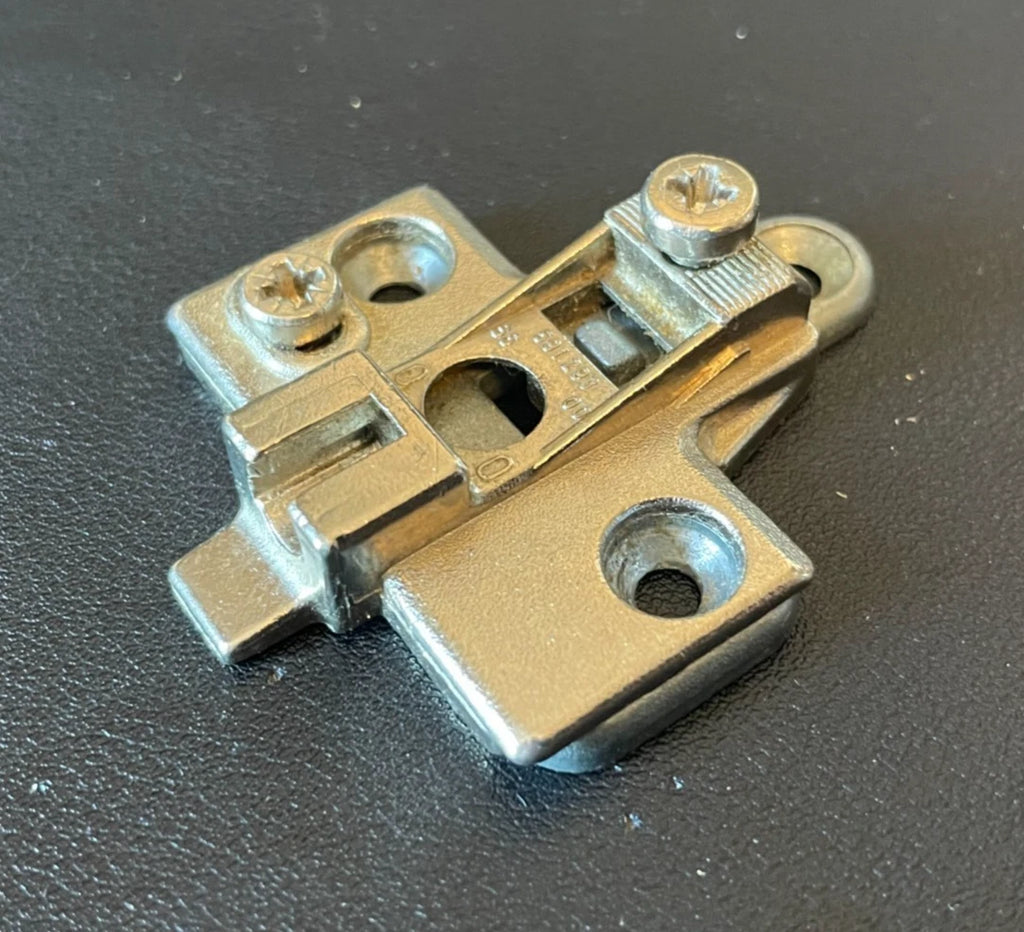 MEPLA Hinge Base Plate # 591293 66 00 00 • 592.293 97.00 • RARE