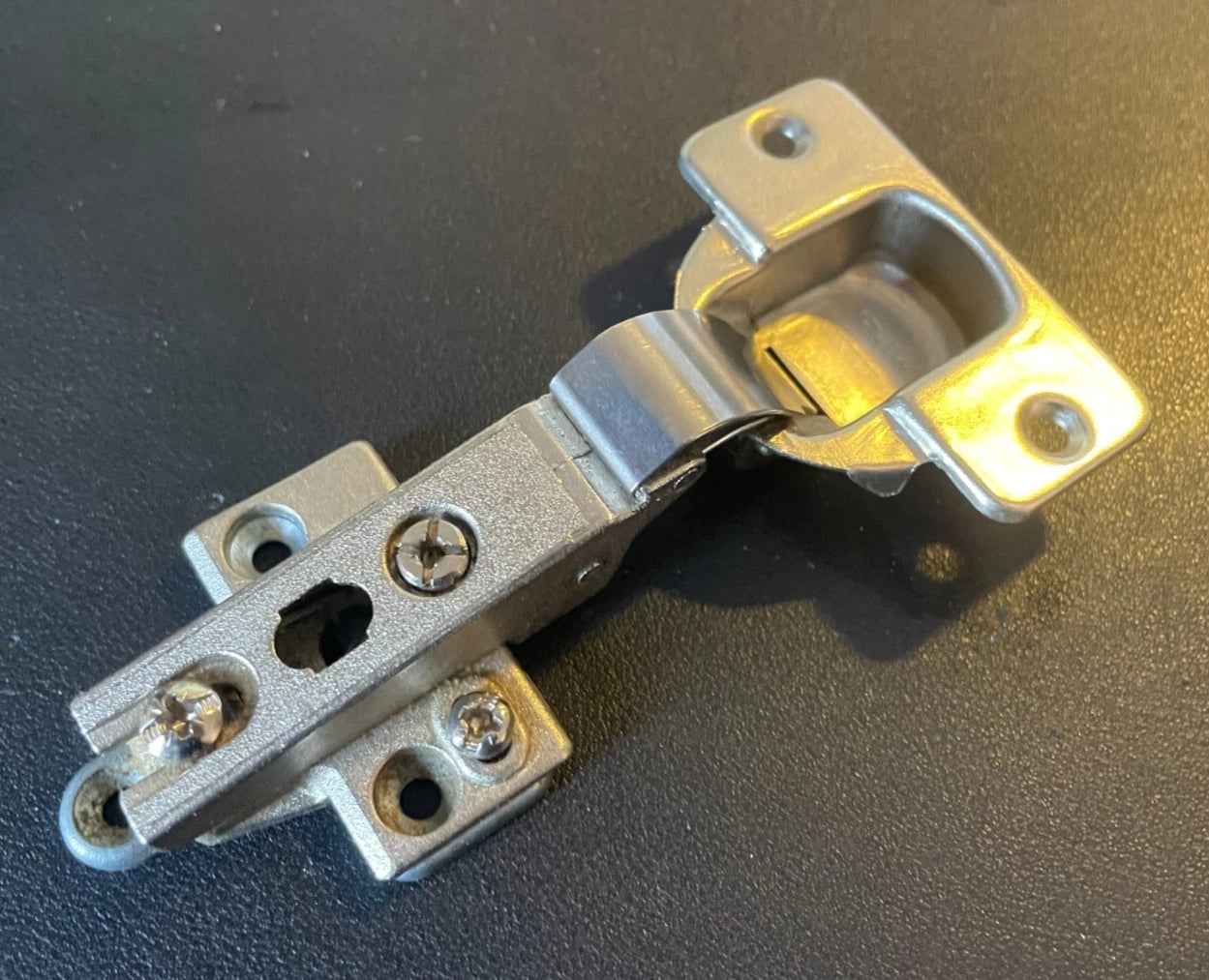 NEW Mepla Hinge 654.325.53.00 w/ Mounting Plate 317.393.55.00, Made In Germany