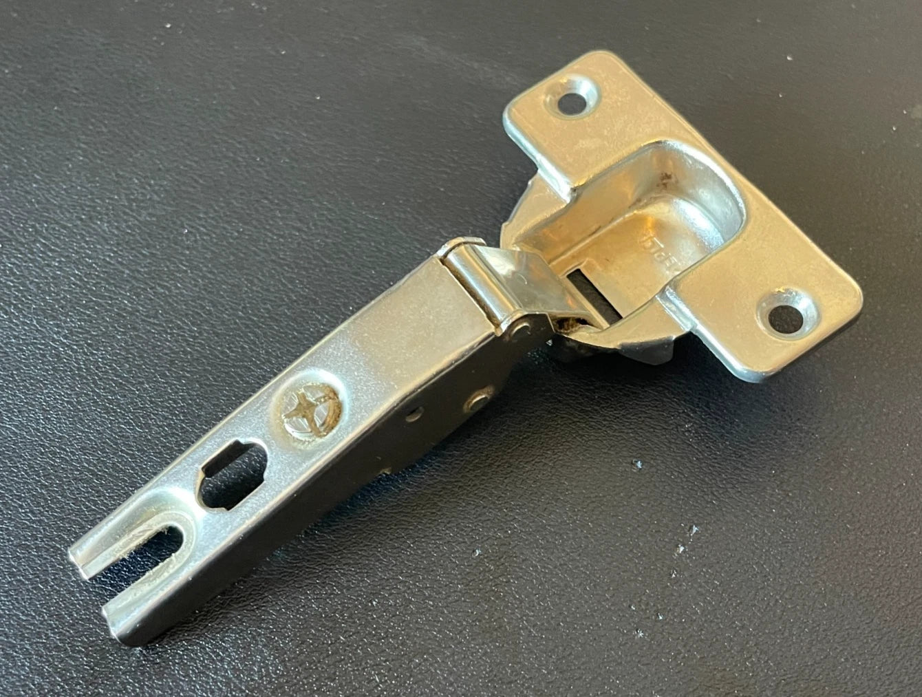 MEPLA Cabinet Hinge 652.320.55.01 • RARE • FREE SWING