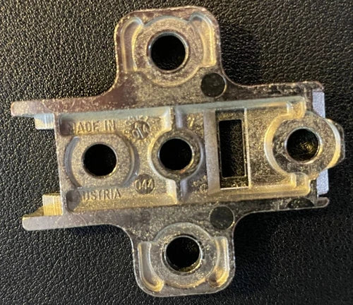 NEW! GRASS #044 Hinge Base Plate, 1.3mm Fits 1006-30, 3903, 1806 Clip On/Snap-On